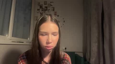 gidgetpetrullo online show from August 6, 3:11 pm