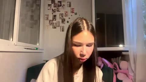 gidgetpetrullo online show from August 15, 1:48 pm