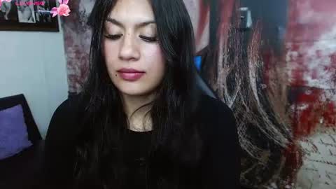 Gigi 3 online show from August 4, 11:24 pm