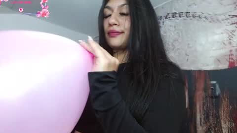 Gigi 3 online show from August 6, 1:37 am