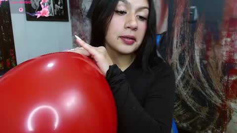 Gigi 3 online show from August 8, 9:26 pm
