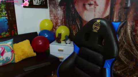 Gigi 3 online show from August 8, 11:38 pm