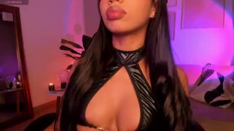 GIGI online show from July 31, 8:31 am