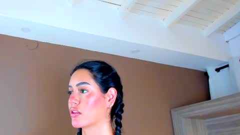 gigi wilden online show from August 5, 4:05 pm
