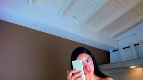 gigi wilden online show from August 7, 4:29 pm