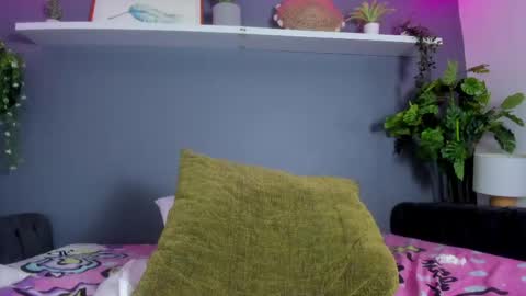 gigibelle_ online show from May 28, 12:46 am