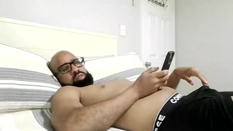 gilberfri online show from August 13, 3:42 am