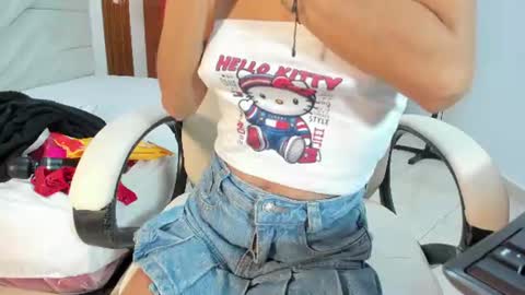 Gimena online show from June 28, 1:47 pm