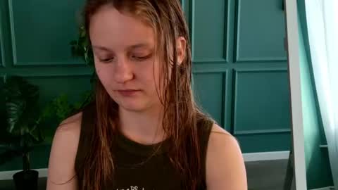 Gina online show from July 30, 11:50 am