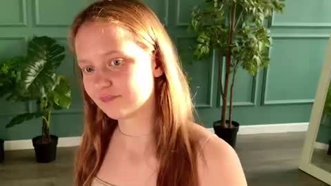 Gina online show from August 12, 3:25 pm