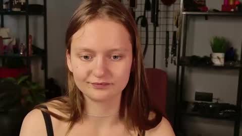 Gina online show from August 13, 2:31 pm