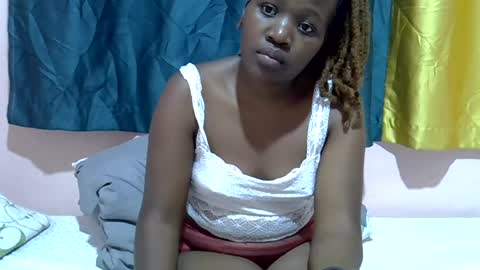 Adiliah online show from August 12, 3:36 pm