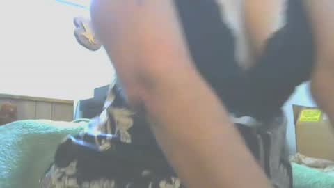 Gina online show from July 28, 4:57 pm