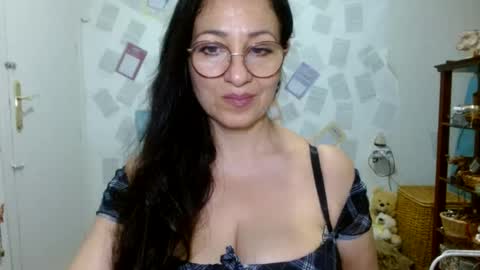 GinaONeon online show from July 27, 8:03 pm