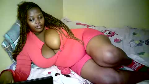 ginger_babes1 online show from July 7, 11:30 pm