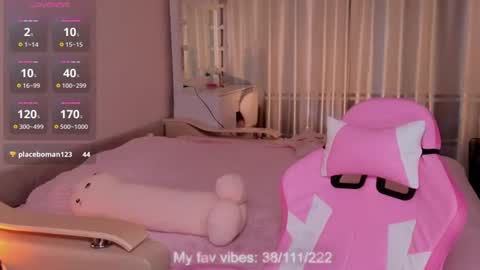 ginger_jessy_ online show from July 14, 8:07 am