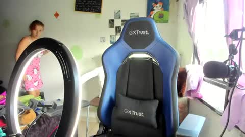 Ginger online show from July 31, 10:15 pm