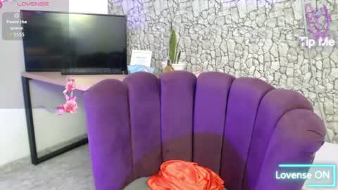 GINNA online show from August 4, 5:37 am