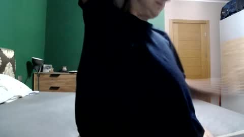 ginnychubby online show from August 11, 6:21 pm