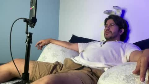 Benny Naked online show from August 2, 7:26 am