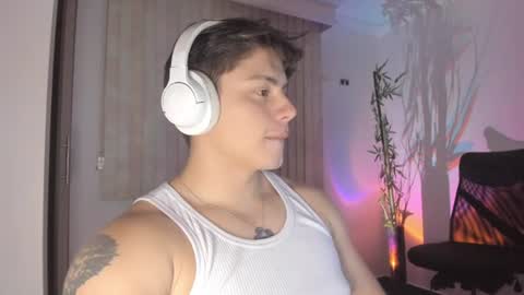 GioRusso online show from August 9, 1:39 am