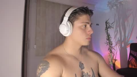 GioRusso online show from August 9, 2:56 am
