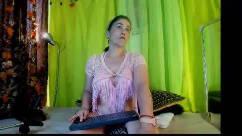 Girasol Walton online show from July 27, 1:05 pm