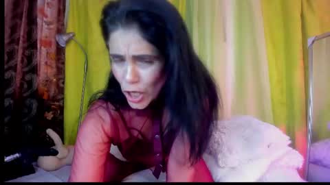 Girasol Walton online show from August 6, 2:27 pm