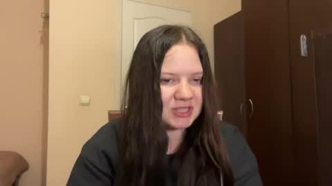 girl_cute07 online show from August 12, 11:18 pm