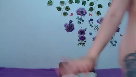 Isabella online show from June 12, 10:50 pm