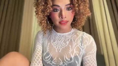 queen ronna online show from August 13, 10:13 pm