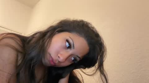 Ivy online show from August 9, 2:56 am