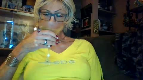 Girlinrock online show from June 27, 12:47 am