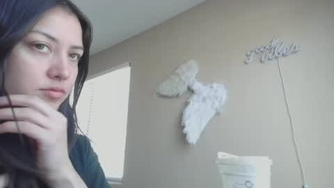 Jasmine online show from June 25, 5:05 pm