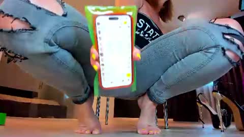 GIRLSQUIRTS online show from July 16, 6:36 am