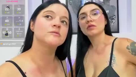 Violeta y Samantha online show from August 6, 1:15 am