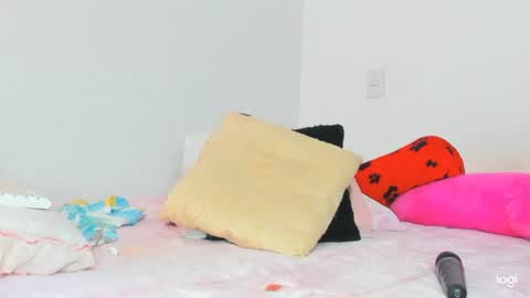 Gissel6playful online show from August 2, 1:51 pm