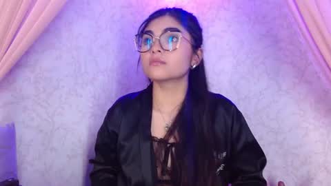 Gisel Amaru online show from August 6, 4:17 pm