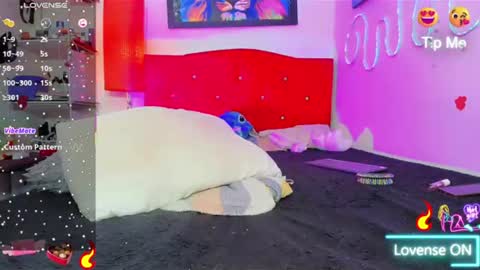Gisel online show from August 12, 6:38 am