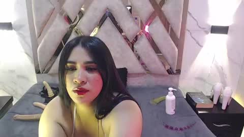 giselslut online show from August 12, 10:34 pm