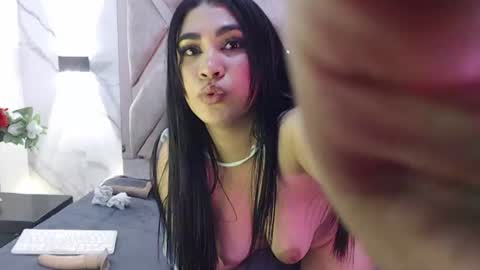 giselslut online show from August 14, 11:52 pm