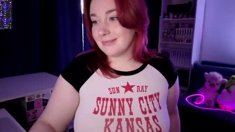 gitera_ online show from August 7, 1:49 am
