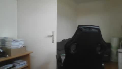 giulio203 online show from April 12, 3:47 pm
