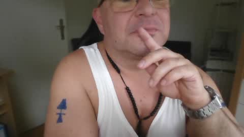 giulio203 online show from August 17, 3:50 pm