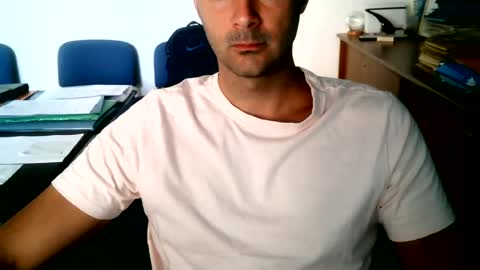 giuseppevai1 online show from July 14, 8:18 am