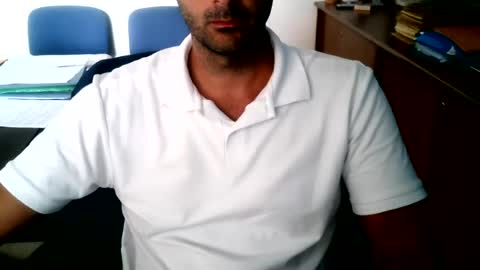 giuseppevai1 online show from July 20, 4:32 pm