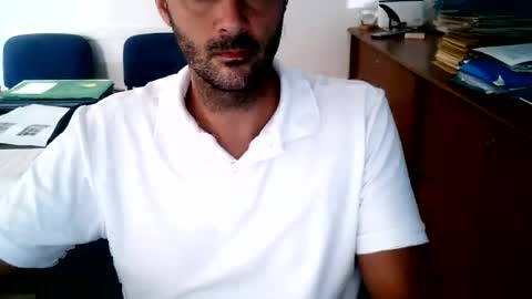 giuseppevai1 online show from August 5, 11:19 am