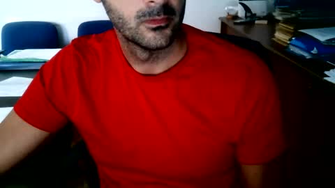 giuseppevai1 online show from August 10, 9:44 am
