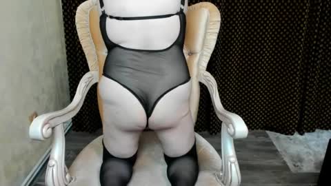 Giusy online show from August 10, 8:38 am