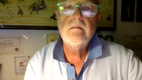 giutomma930394 online show from July 7, 9:41 pm